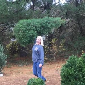 Meet your Posher, Brooke jones